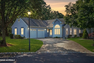 17 Kildare Ln, Jackson, NJ 08527