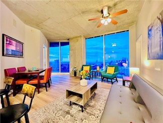 400 W Peachtree St NW Unit 2704, Atlanta, GA 30308