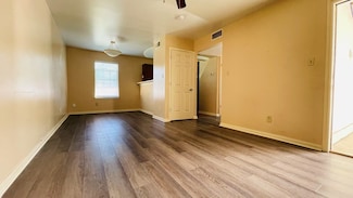 304 Dell Ct Unit 2, Houston, TX 77009