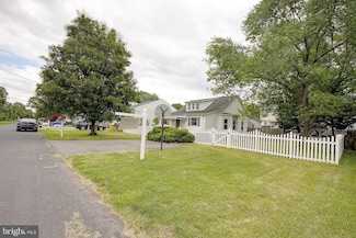 807 Riverside Dr, Pasadena, MD 21122