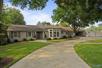 221 Longwood Dr SE, Huntsville, AL 35801