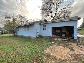 8743 State Highway 77, Crawfordsville, AR 72327