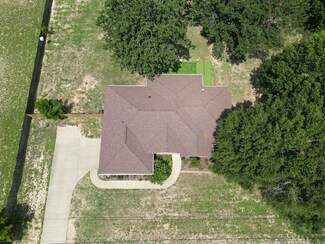 17211 Cory Ray Ln, Lindale, TX 75771