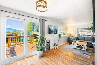 302 School Rd Unit 12, Hope, ID 83836