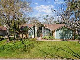 1509 Willow Brook Dr, Palm Harbor, FL 34683