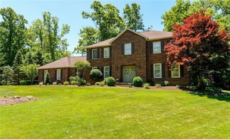 7350 Herrick Park Dr, Hudson, OH 44236