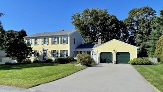 7 Tobin Ln, Bristol, RI 02809