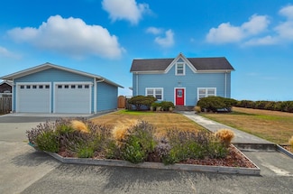 183 Lighthouse Way, Crescent City, CA 95531