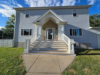 820 W Boston Ave, Monmouth, IL 61462