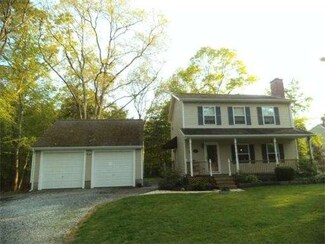 19 Charlotte White Road Extension, Westport, MA 02790
