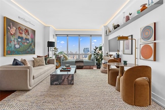 350 W 42nd St Unit 57C, New York, NY 10036