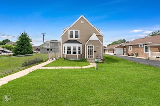 3706 Ruby St, Schiller Park, IL 60176