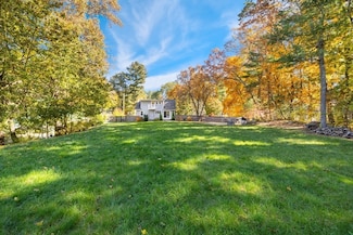 928 Main St, Lynnfield, MA 01940