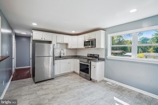 6071 Catlett Rd, Bealeton, VA 22712