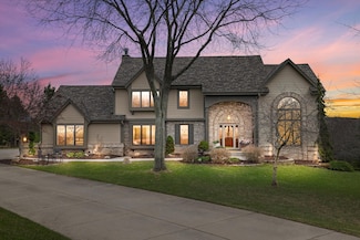 S34W31341 London Dr, Waukesha, WI 53189