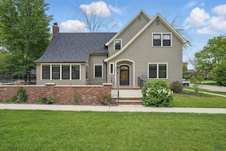 902 Fulton St, Rapid City, SD 57701