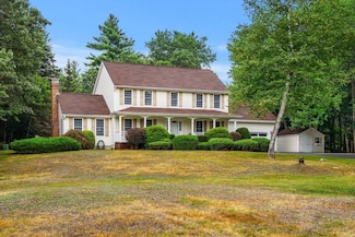 46 Litchfield Rd, Londonderry, NH 03053