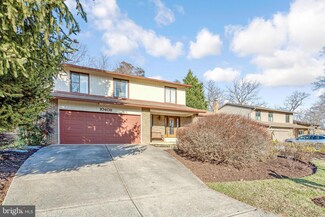 10408 Woodbury Woods Ct, Fairfax, VA 22032