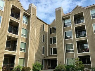 823 N 161st Place Unit 108, Shoreline, WA 98133