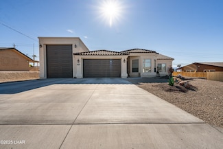 3276 Dolphin Dr, Lake Havasu City, AZ 86406