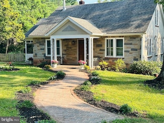6927 Kellys Store Rd, Thurmont, MD 21788
