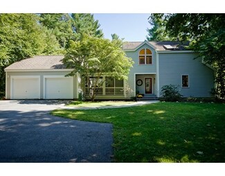 4 Sholan Cir, Harvard, MA 01451