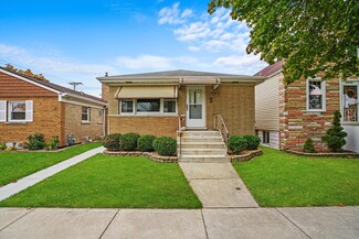4203 Scoville Ave, Berwyn, IL 60402