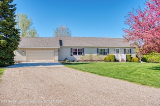 3750 Banner Rd, Saint Johns, MI 48879