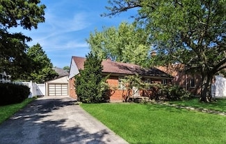 7044 Foster St, Morton Grove, IL 60053