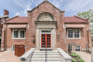 196 E Madison St, Franklin, IN 46131