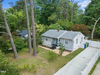 2409 Derby Dr, Raleigh, NC 27610