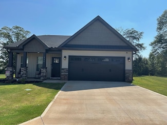 711 Burbrook Ln, Boiling Springs, SC 29316