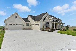 5045 S 223rd Plaza, Omaha, NE 68022