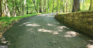 1121 Radnor Hill Rd, Wayne, PA 19087