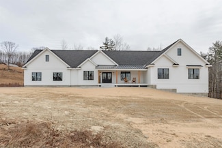 6 Hilltop Ln, Dunbarton, NH 03046