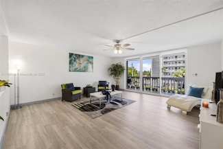 400 NE 12th Ave Unit 303, Hallandale Beach, FL 33009