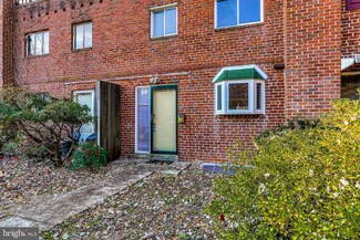 6172 Chinquapin Pkwy, Baltimore, MD 21239