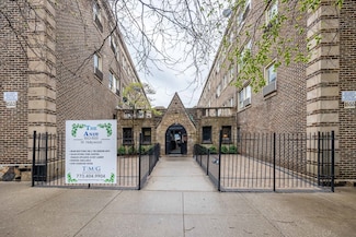 1555 W Hollywood Ave Unit 304, Chicago, IL 60660