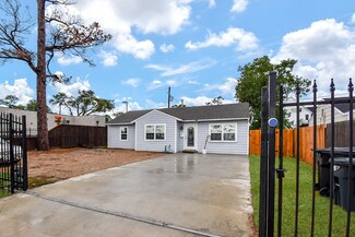 7419 Long Point Rd, Houston, TX 77055