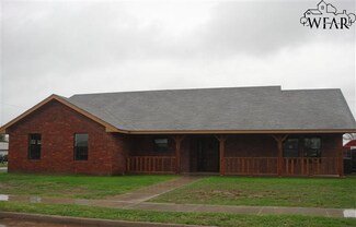 101 Hickory Dr, Holliday, TX 76366