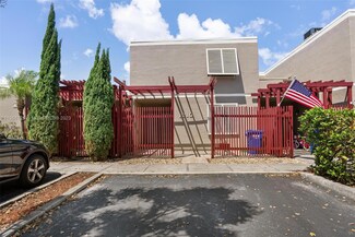 1210 W Fairway Rd, Pembroke Pines, FL 33026