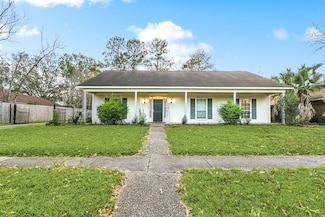 13662 House of Lancaster Dr, Baton Rouge, LA 70816
