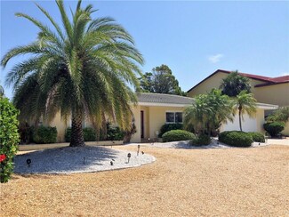 109 20th St, Belleair Beach, FL 33786