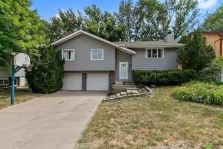 515 W Keating Cir, Lincoln, NE 68521