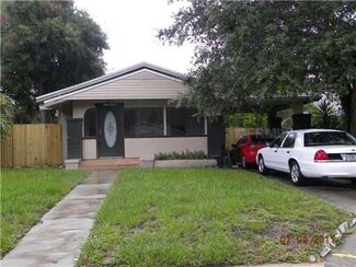 702 W Hancock St, Lakeland, FL 33803