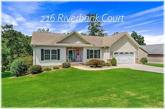 216 Riverbank Ct, Seneca, SC 29678