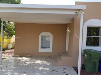 2952 SW 14th St, Miami, FL 33145