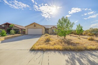 3249 Shady Vista Ln, Rosamond, CA 93560