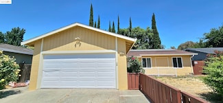 2200 Lopez Dr, Antioch, CA 94509