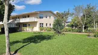 232 Canterbury J, West Palm Beach, FL 33417